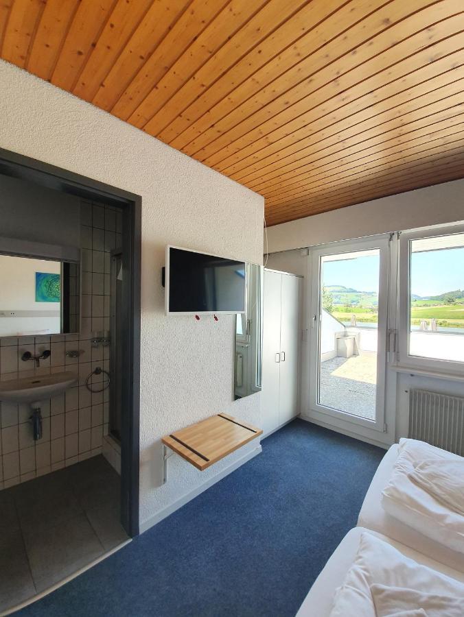 Erlebnisland Grizzlybaer Hotel Langenbuhl Exterior photo